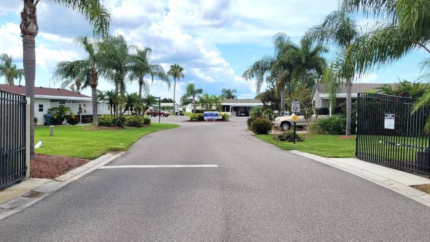 608 Yellow Cypress Lane a Winter Haven, FL Mobile or Manufactured Home for Sale